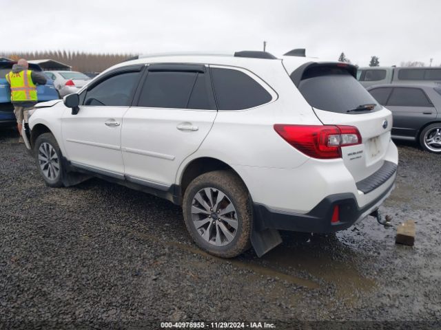 Photo 2 VIN: 4S4BSATC2K3221014 - SUBARU OUTBACK 