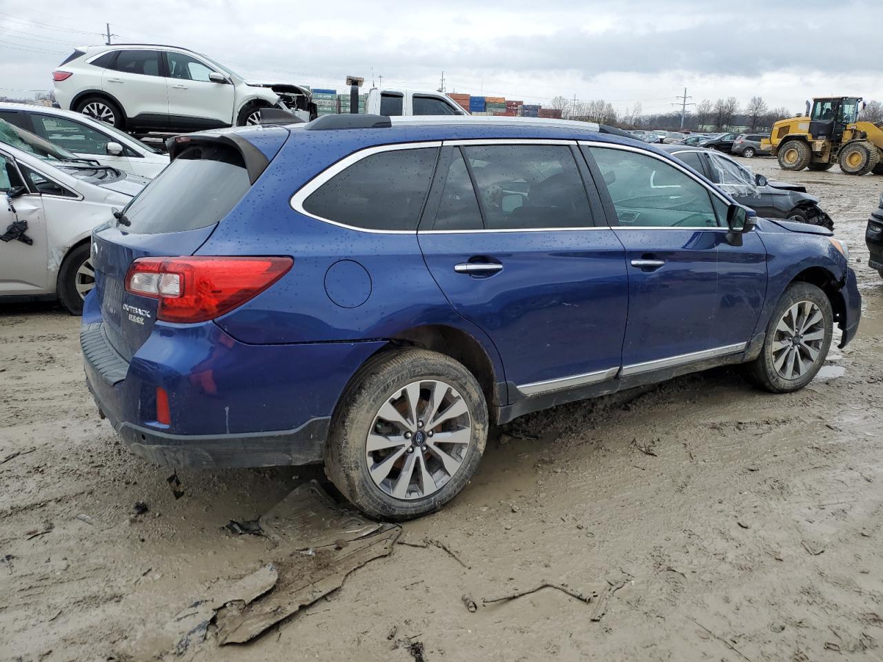 Photo 2 VIN: 4S4BSATC3H3432506 - SUBARU OUTBACK 