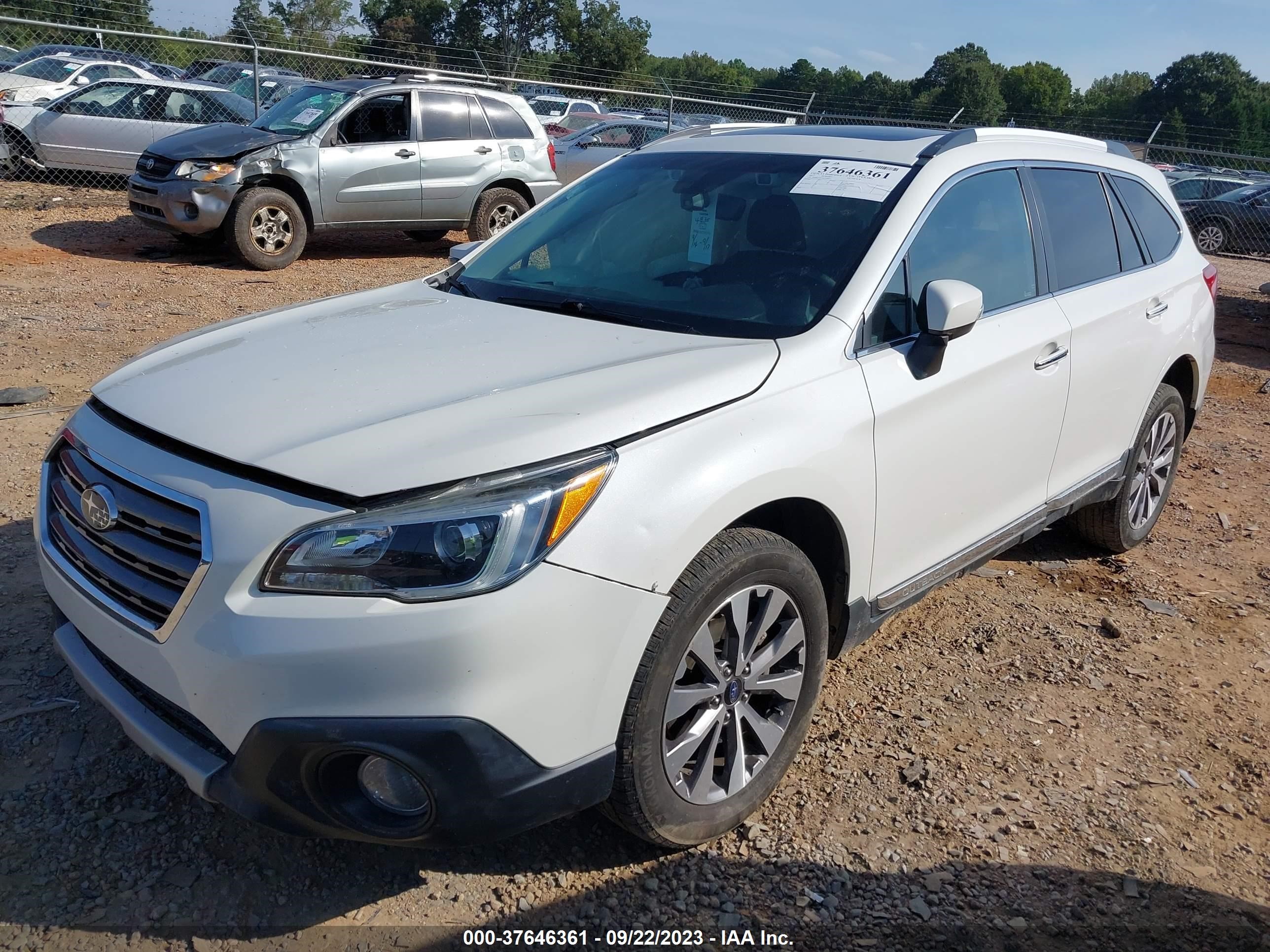 Photo 1 VIN: 4S4BSATC4H3238891 - SUBARU OUTBACK 