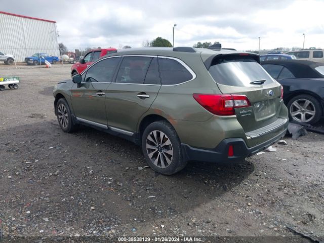 Photo 2 VIN: 4S4BSATC4K3220947 - SUBARU OUTBACK 