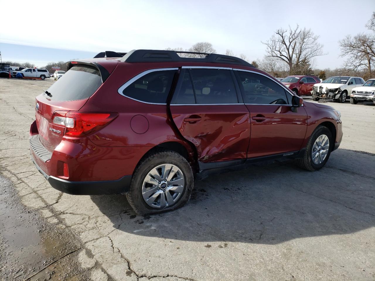 Photo 2 VIN: 4S4BSBCC3G3330398 - SUBARU OUTBACK 