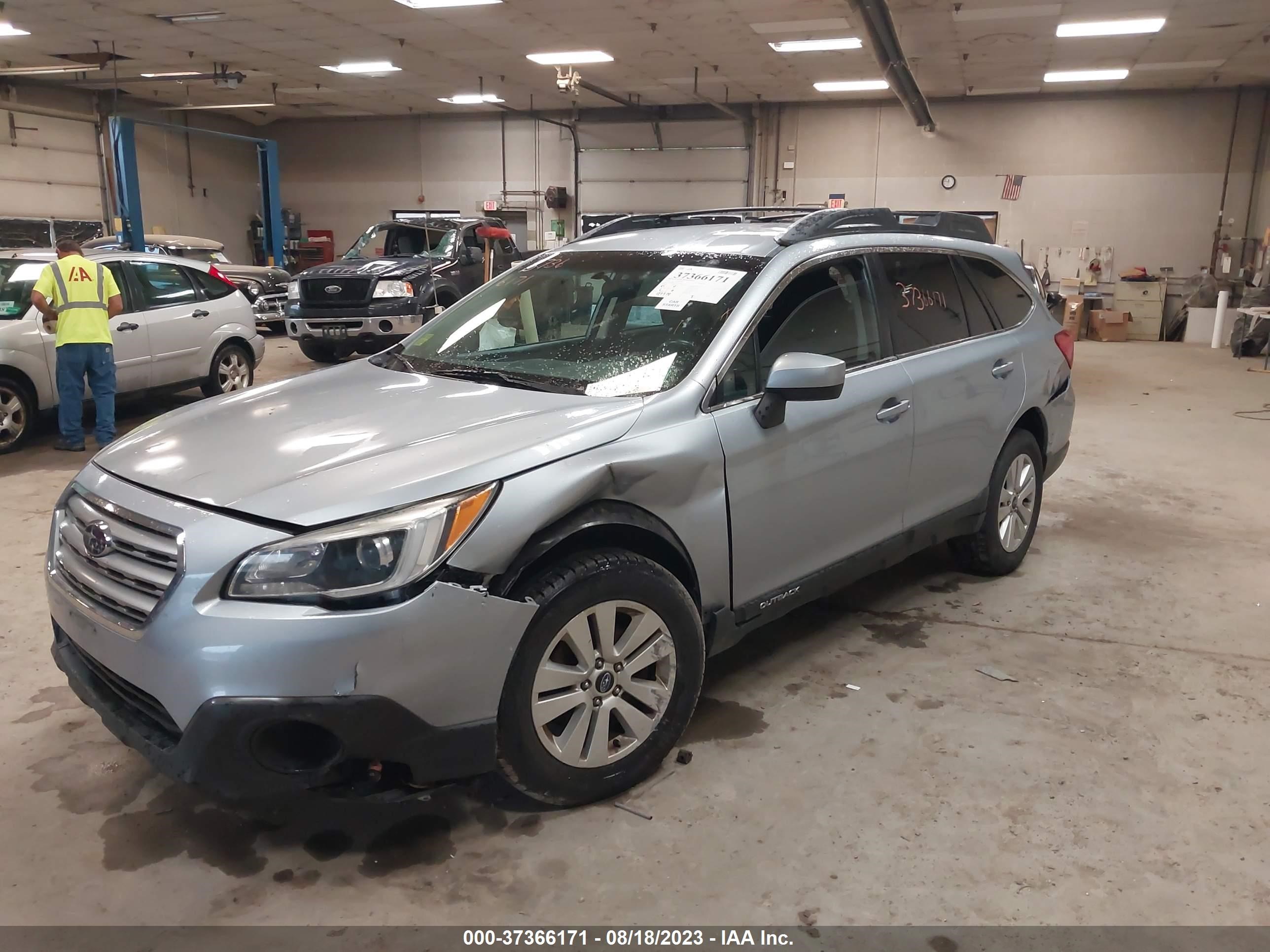 Photo 5 VIN: 4S4BSBCCXF3302936 - SUBARU OUTBACK 