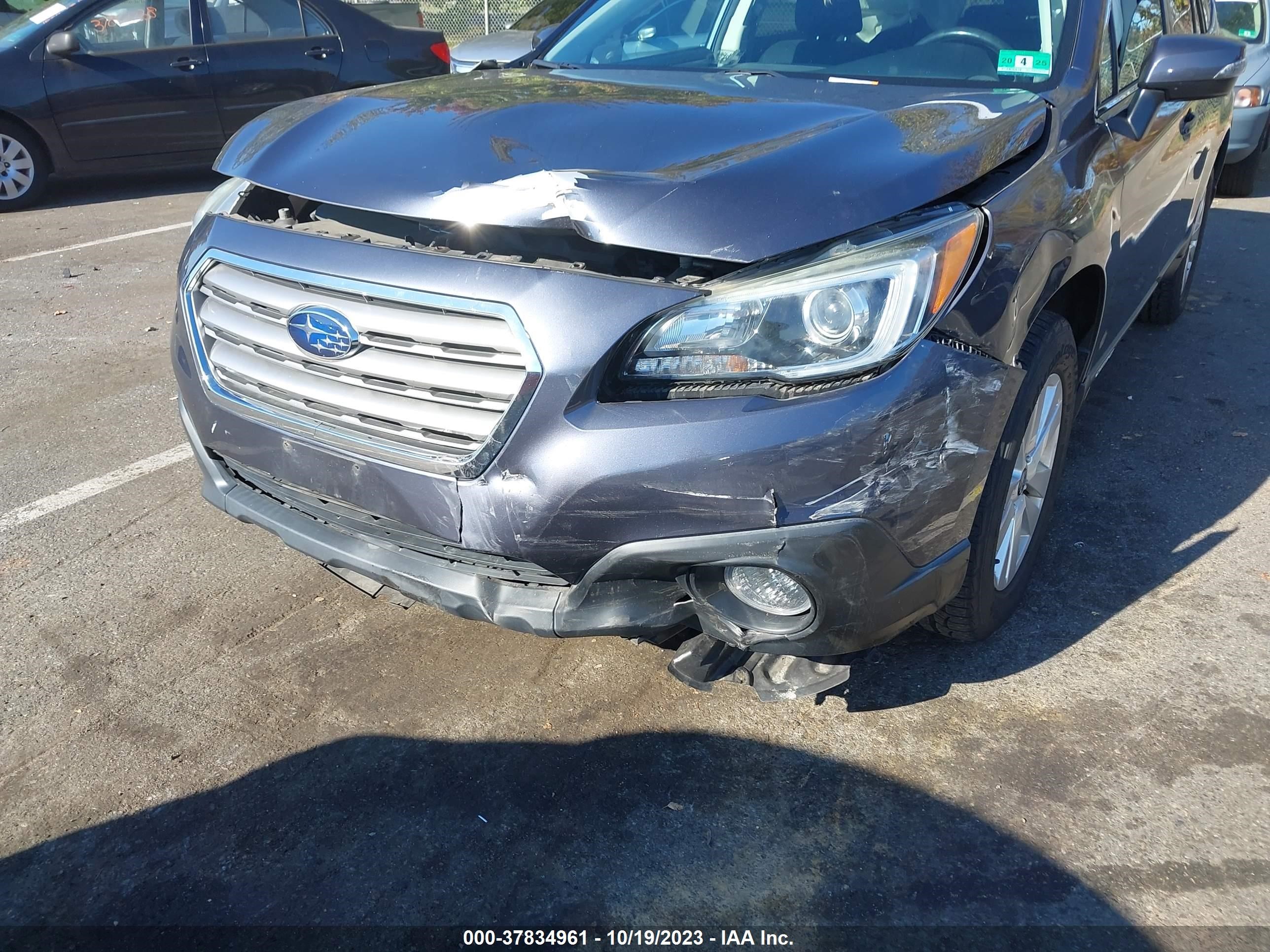 Photo 5 VIN: 4S4BSBFC1G3303650 - SUBARU OUTBACK 