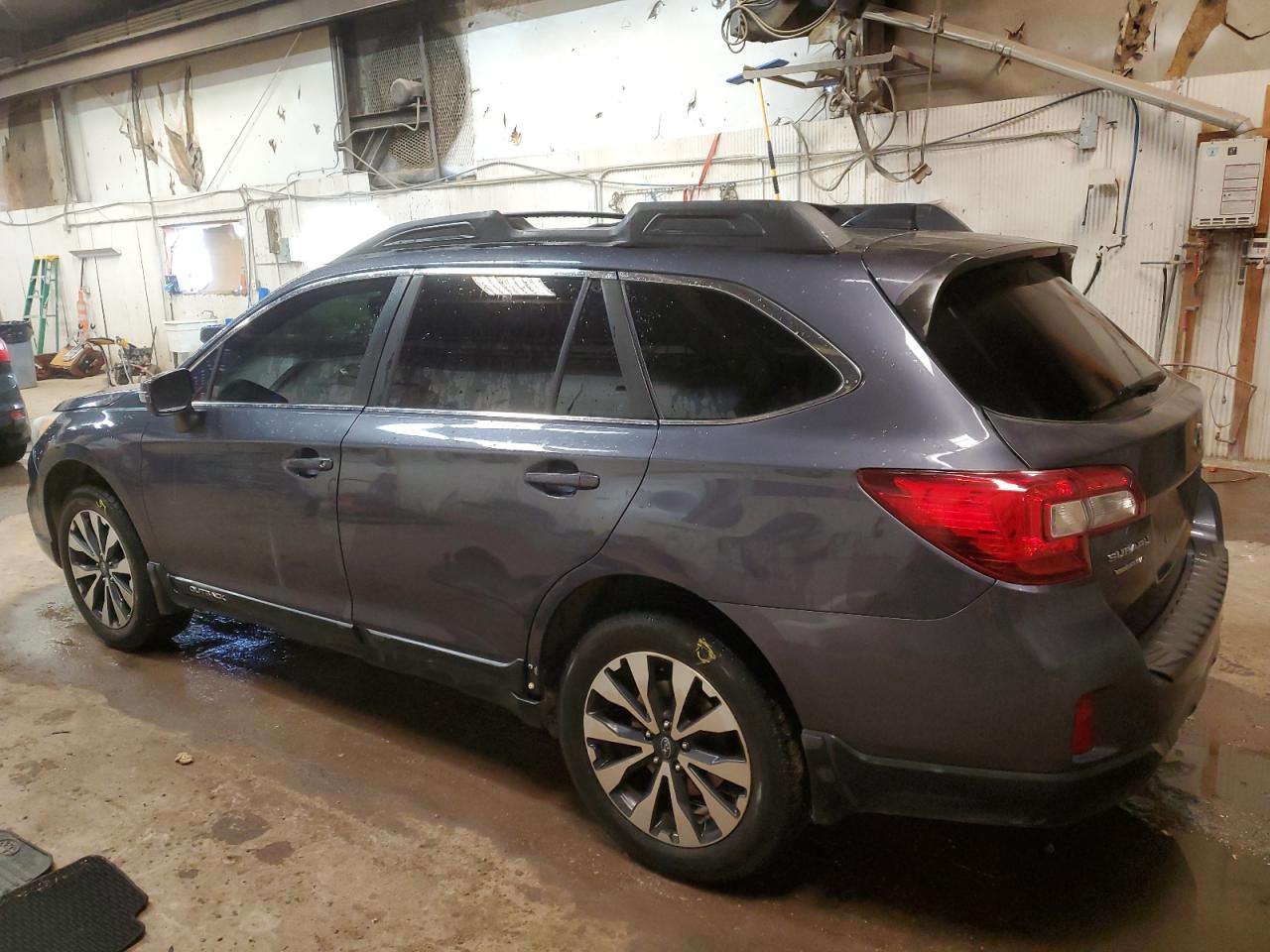 Photo 1 VIN: 4S4BSBJC8G3268029 - SUBARU OUTBACK 