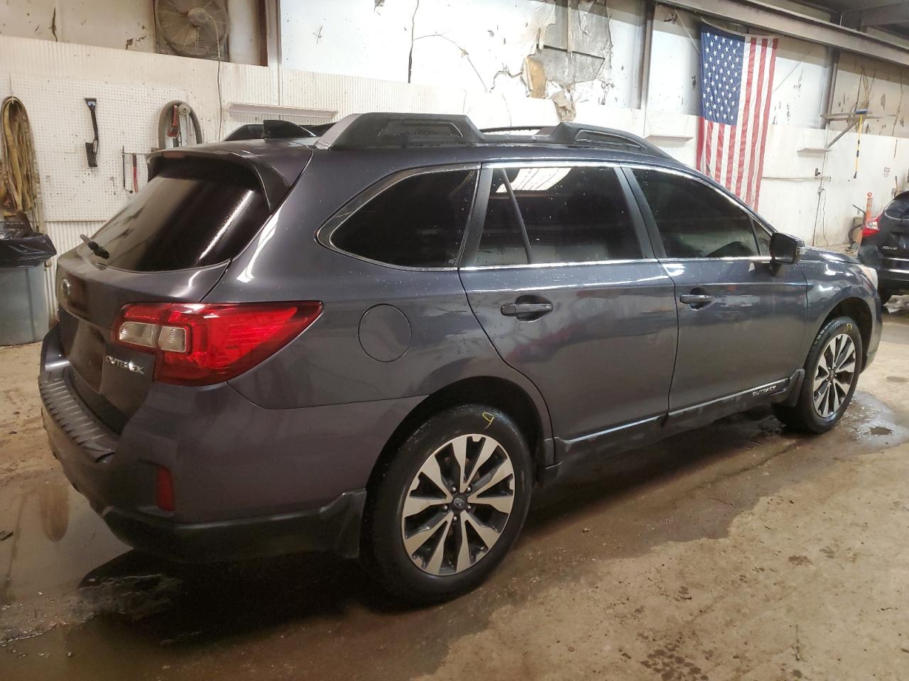 Photo 2 VIN: 4S4BSBJC8G3268029 - SUBARU OUTBACK 