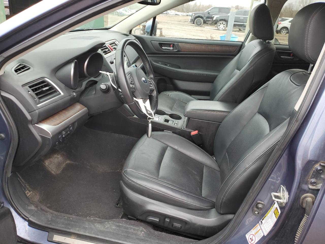 Photo 6 VIN: 4S4BSBLC8G3248375 - SUBARU OUTBACK 