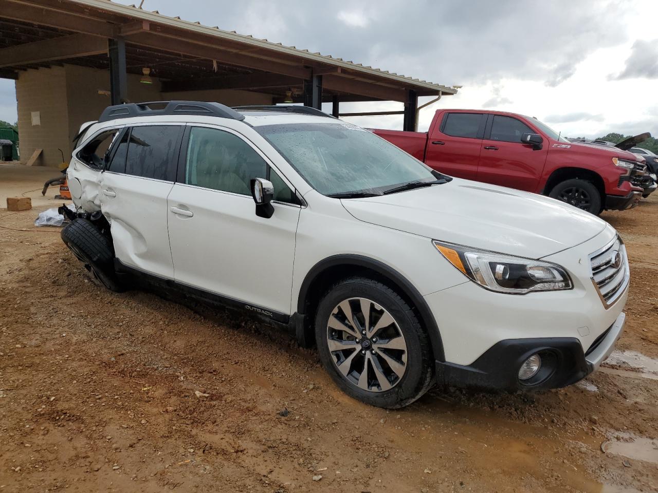 Photo 3 VIN: 4S4BSBNC0F3334033 - SUBARU OUTBACK 