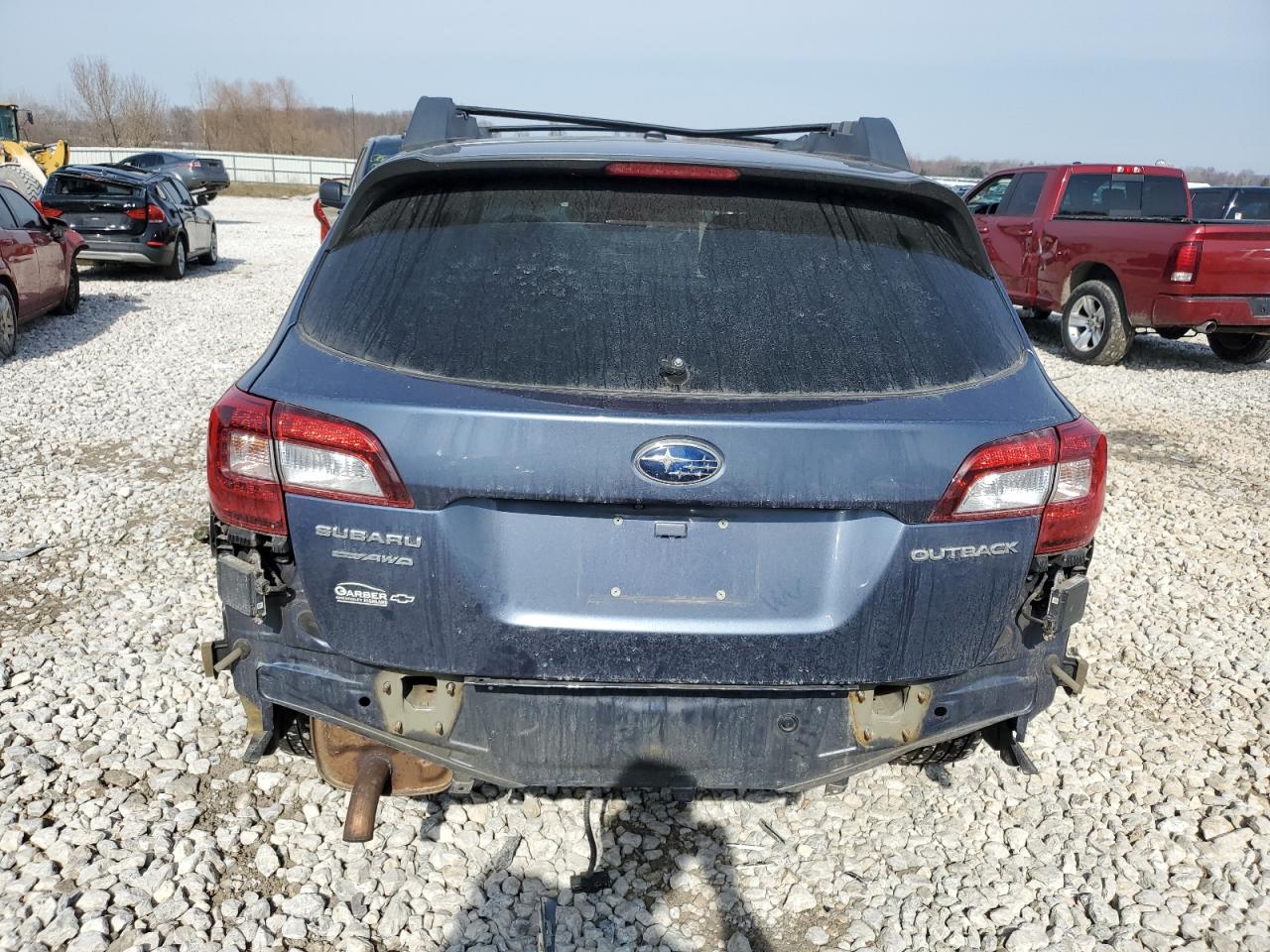 Photo 5 VIN: 4S4BSBNC1F3310503 - SUBARU OUTBACK 