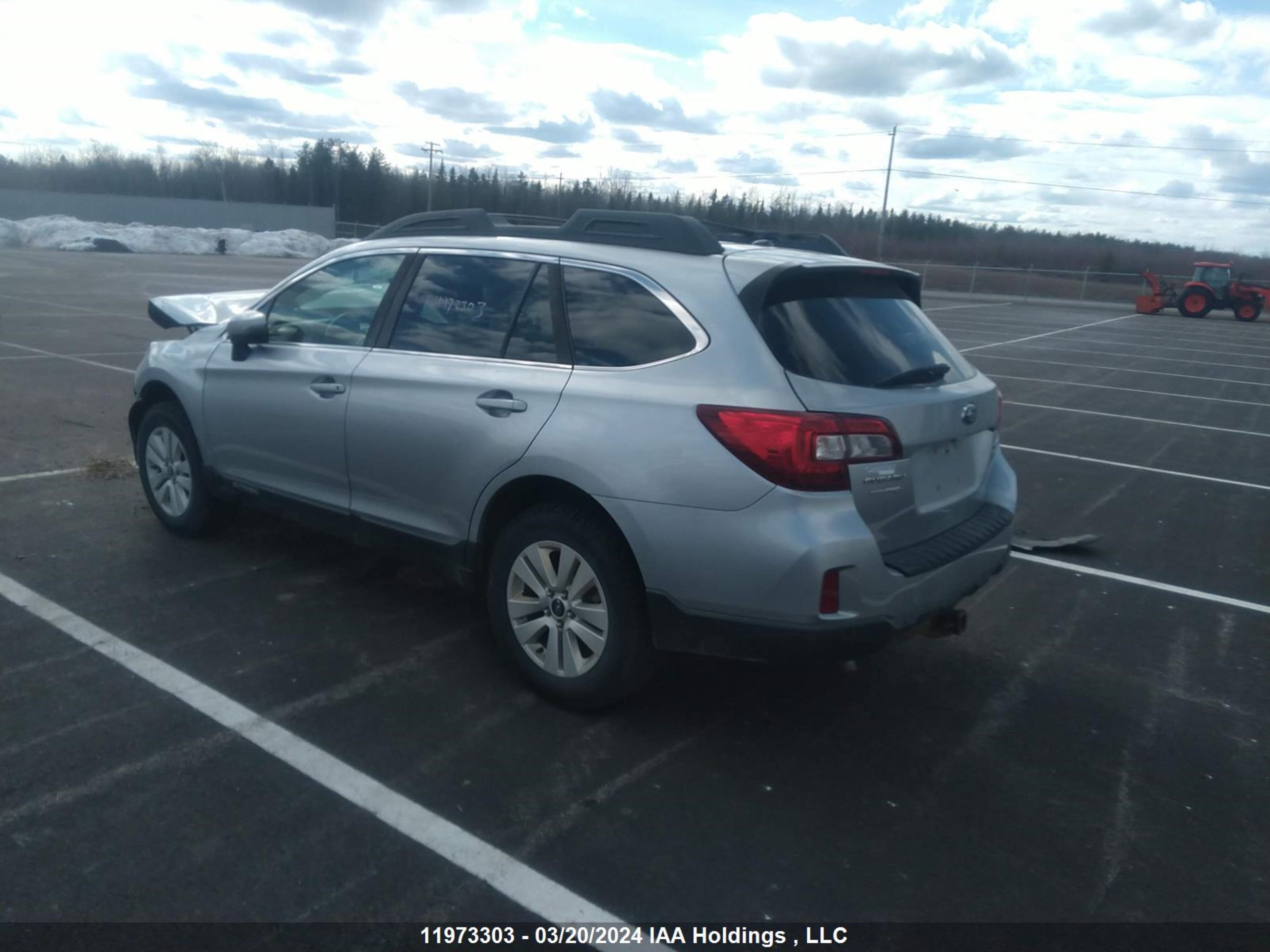 Photo 2 VIN: 4S4BSCDC3H3370745 - SUBARU OUTBACK 