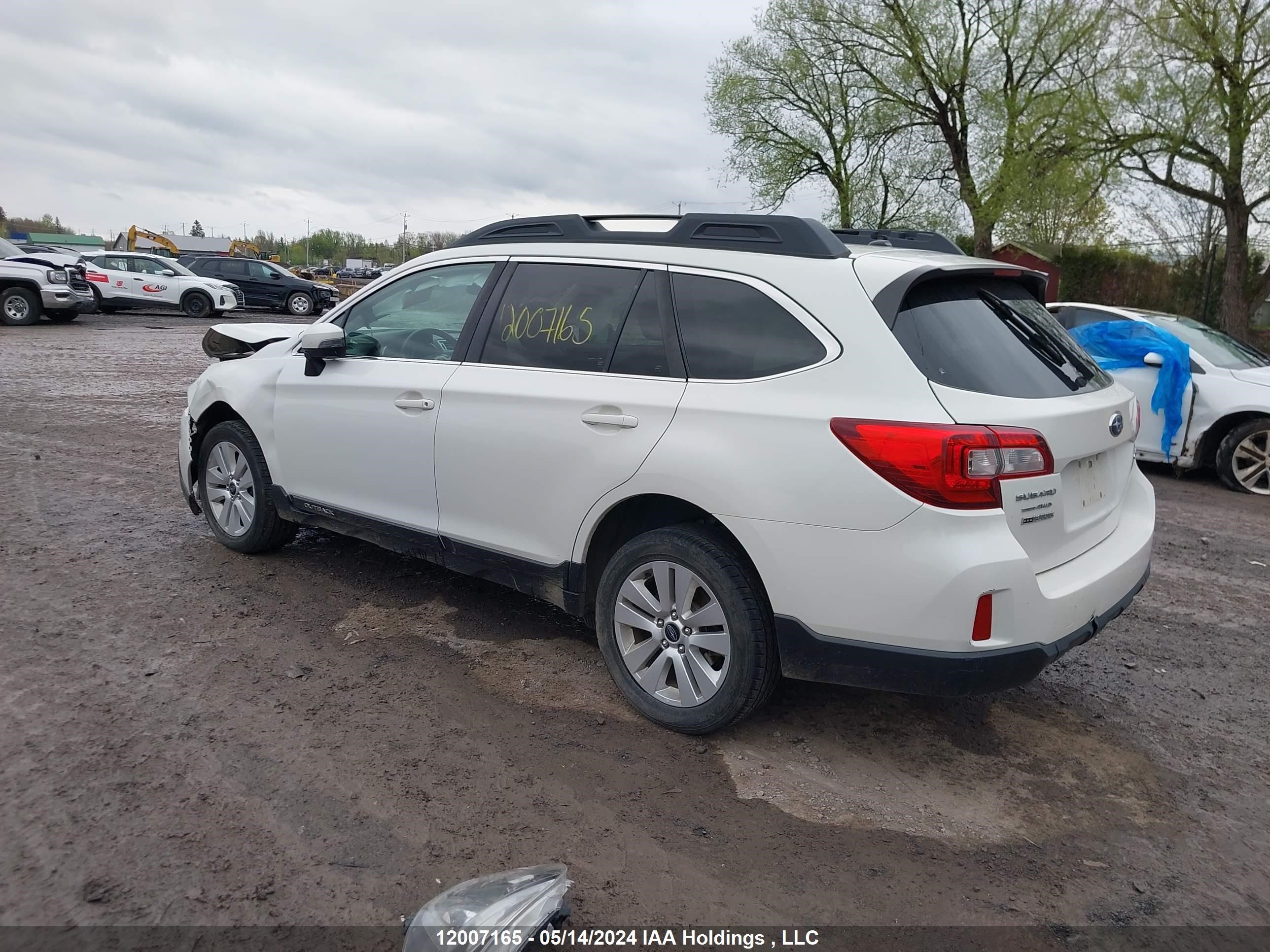 Photo 2 VIN: 4S4BSCDCXH3343137 - SUBARU OUTBACK 