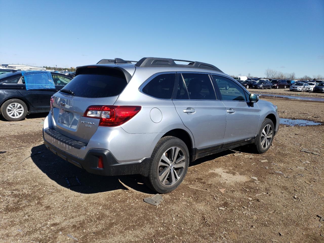 Photo 2 VIN: 4S4BSEJC7K3221049 - SUBARU OUTBACK 