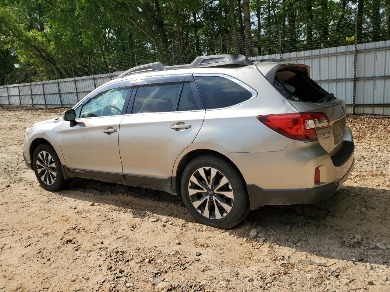 Photo 1 VIN: 4S4BSENC0F3226075 - SUBARU OUTBACK 