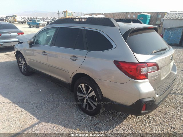 Photo 2 VIN: 4S4BSENC1J3200867 - SUBARU OUTBACK 