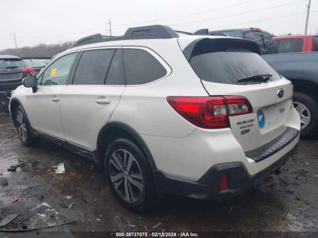 Photo 2 VIN: 4S4BSENC1J3316490 - SUBARU OUTBACK 