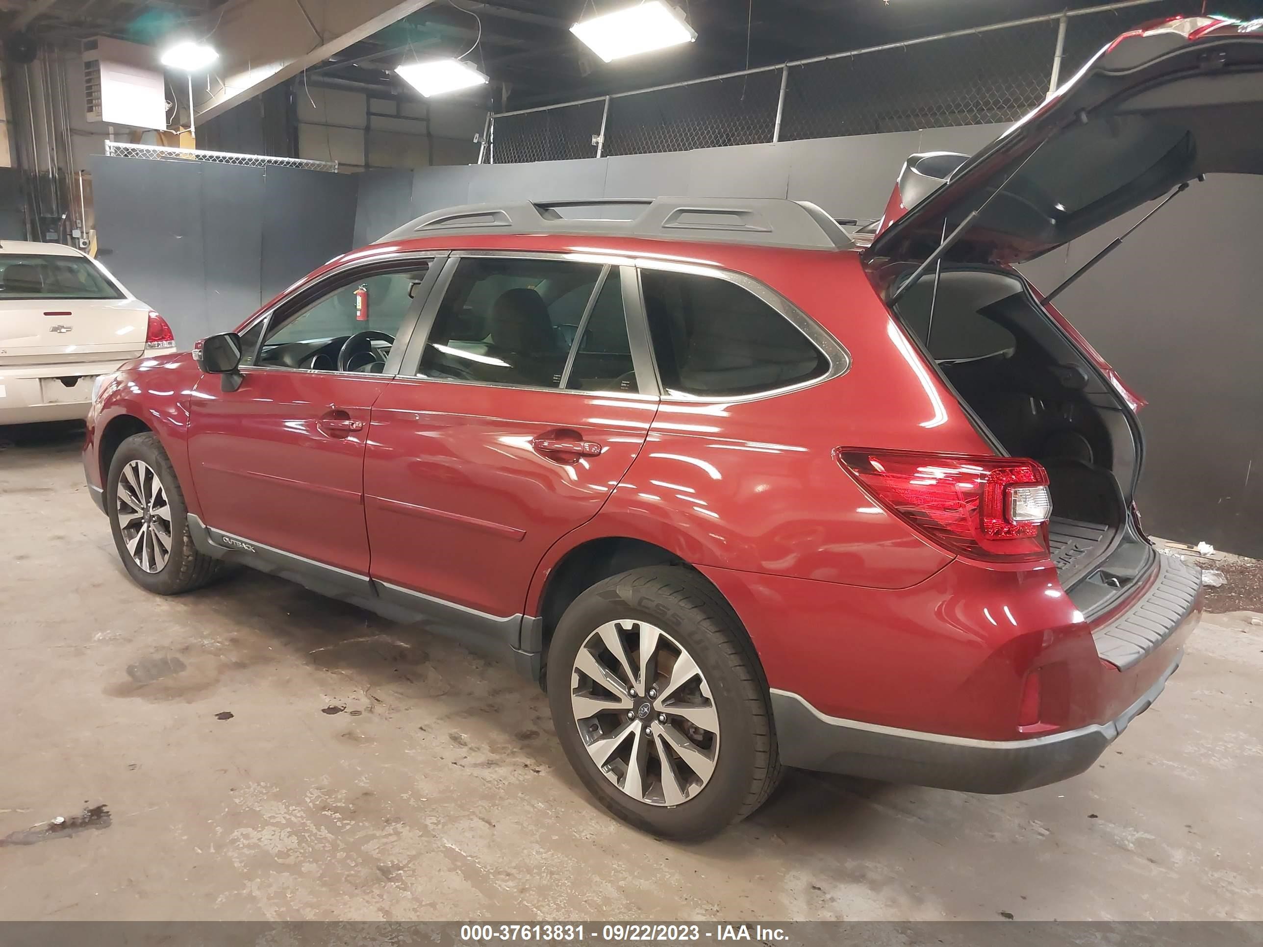 Photo 2 VIN: 4S4BSENC2G3350897 - SUBARU OUTBACK 