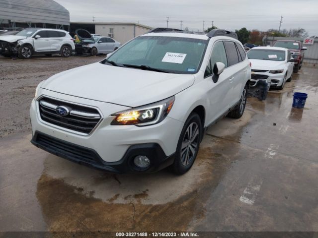 Photo 1 VIN: 4S4BSENC4J3331243 - SUBARU OUTBACK 