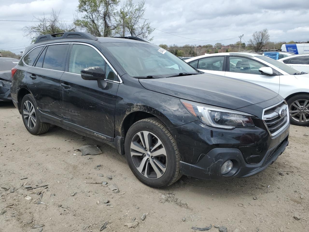 Photo 3 VIN: 4S4BSENC8K3374937 - SUBARU OUTBACK 