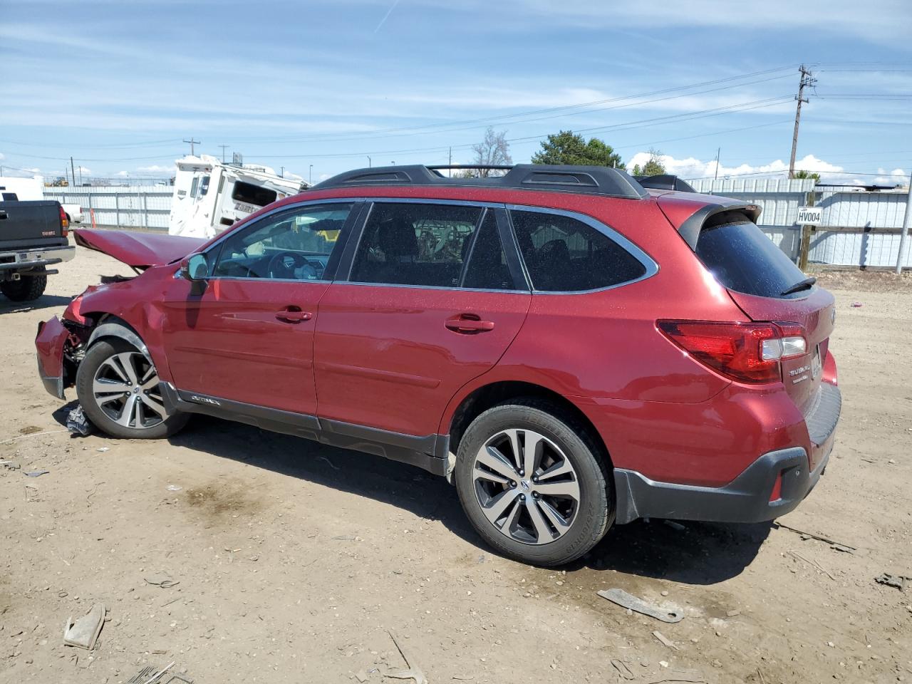 Photo 1 VIN: 4S4BSENC9J3233731 - SUBARU OUTBACK 