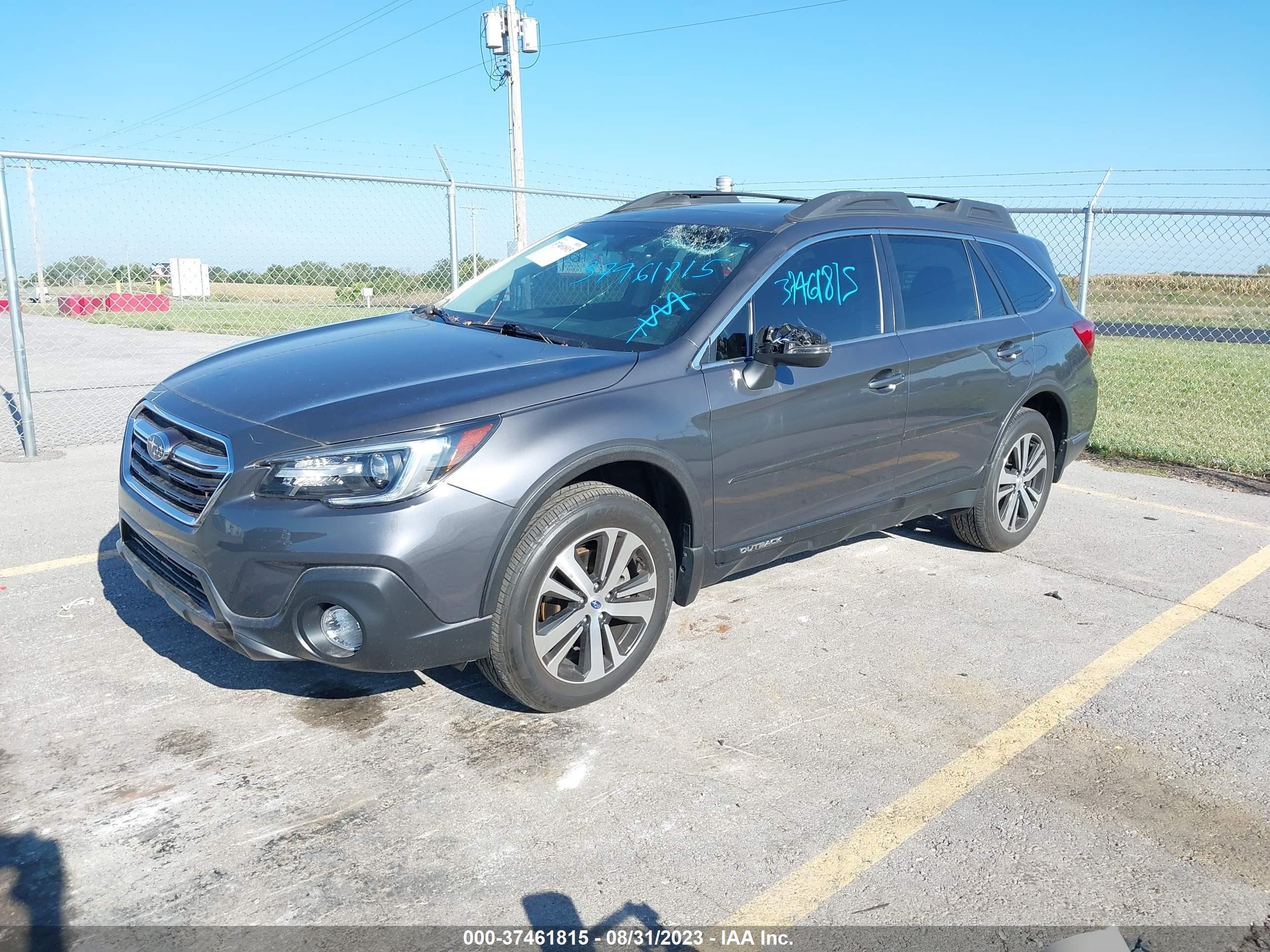 Photo 1 VIN: 4S4BSENCXJ3311871 - SUBARU OUTBACK 