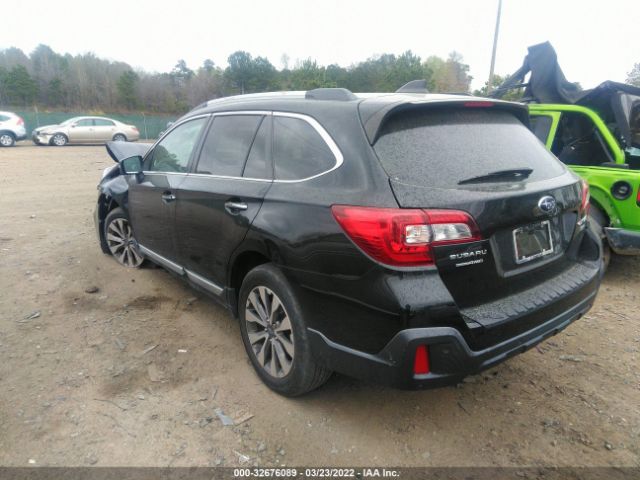 Photo 2 VIN: 4S4BSETC0J3228128 - SUBARU OUTBACK 