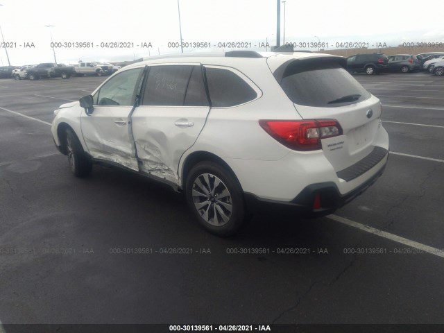 Photo 2 VIN: 4S4BSETC0J3363710 - SUBARU OUTBACK 