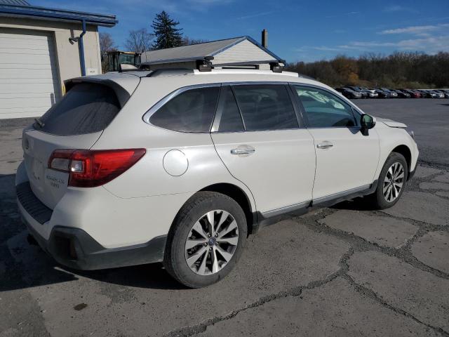 Photo 2 VIN: 4S4BSETC1J3316668 - SUBARU OUTBACK TO 