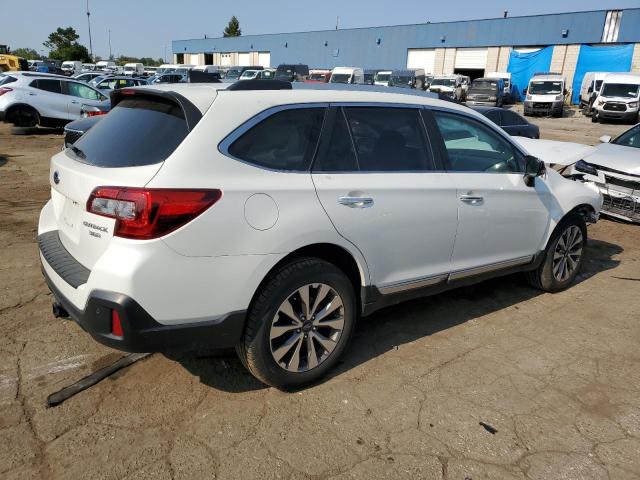 Photo 2 VIN: 4S4BSETC2J3270638 - SUBARU OUTBACK TO 