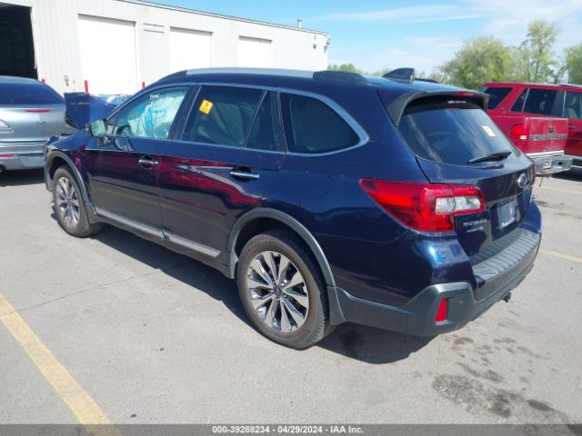 Photo 2 VIN: 4S4BSETC4J3225992 - SUBARU OUTBACK 