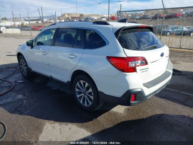 Photo 2 VIN: 4S4BSETC5J3263635 - SUBARU OUTBACK 