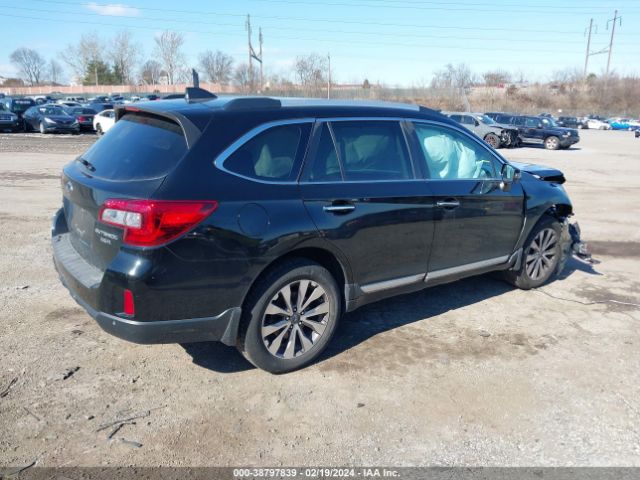 Photo 3 VIN: 4S4BSETC7H3371703 - SUBARU OUTBACK 