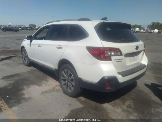 Photo 2 VIN: 4S4BSETC9J3338658 - SUBARU OUTBACK 