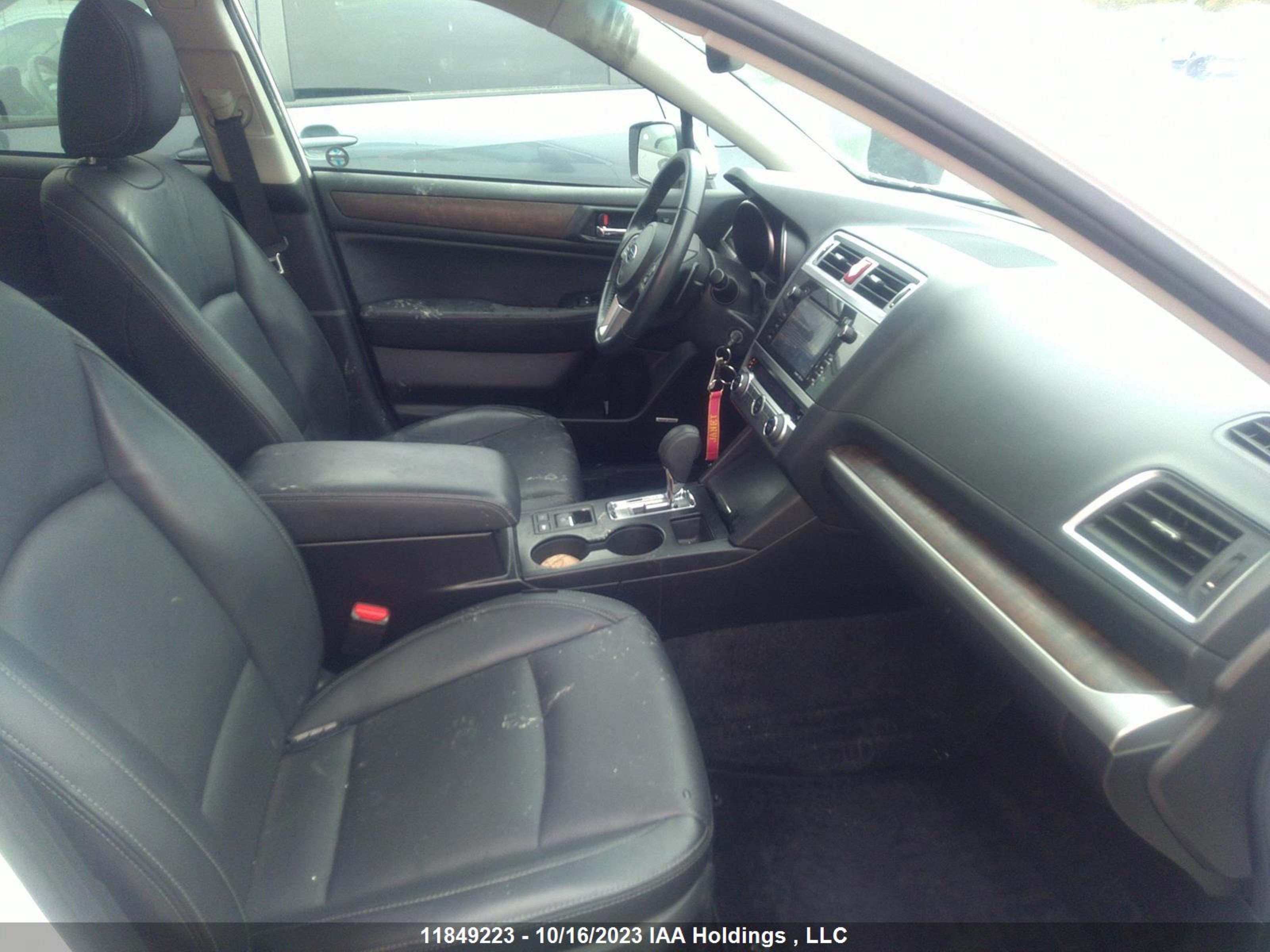 Photo 4 VIN: 4S4BSFLC4F3200619 - SUBARU LEGACY 