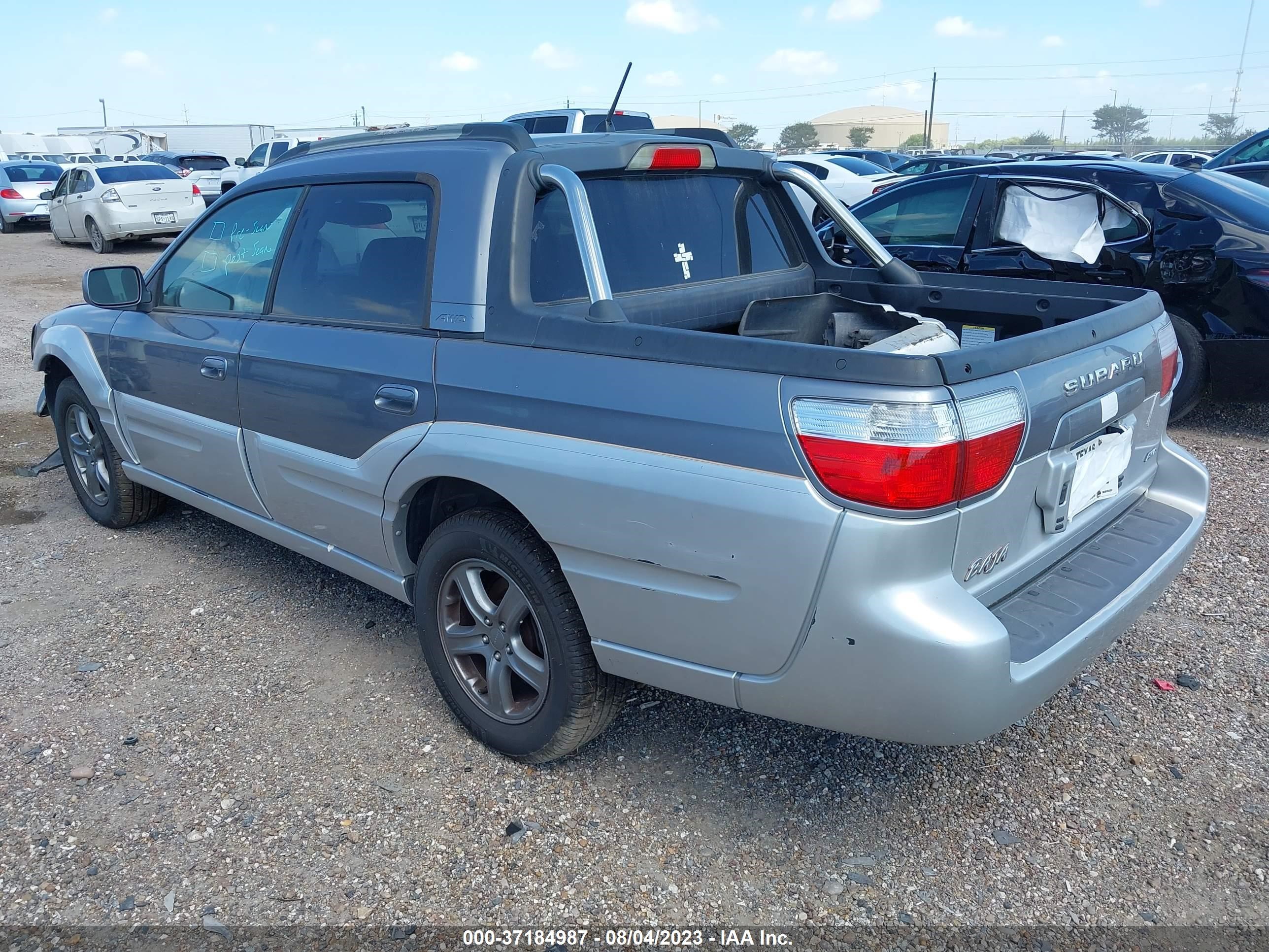 Photo 2 VIN: 4S4BT63CX55107040 - SUBARU BAJA 