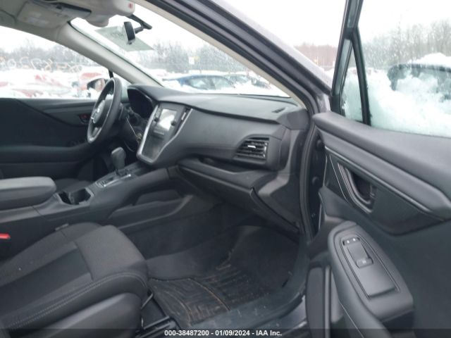 Photo 4 VIN: 4S4BTAAC4N3174153 - SUBARU OUTBACK 