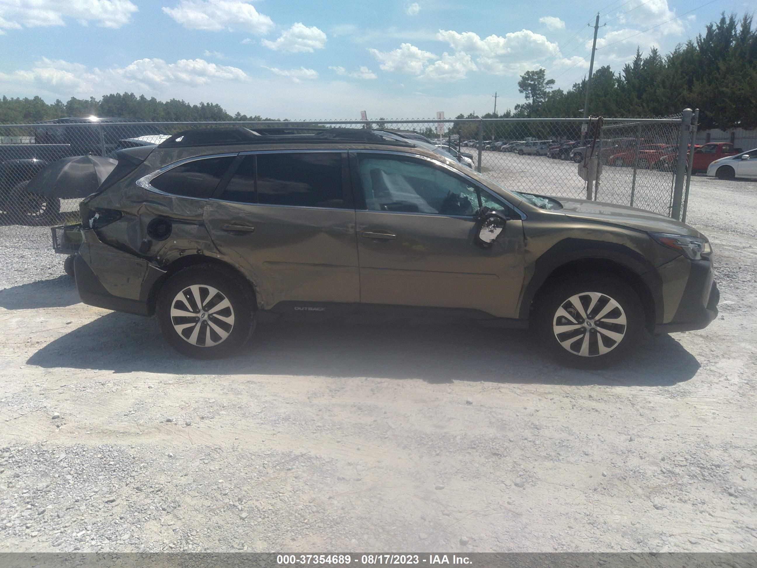 Photo 12 VIN: 4S4BTACC5P3220122 - SUBARU OUTBACK 