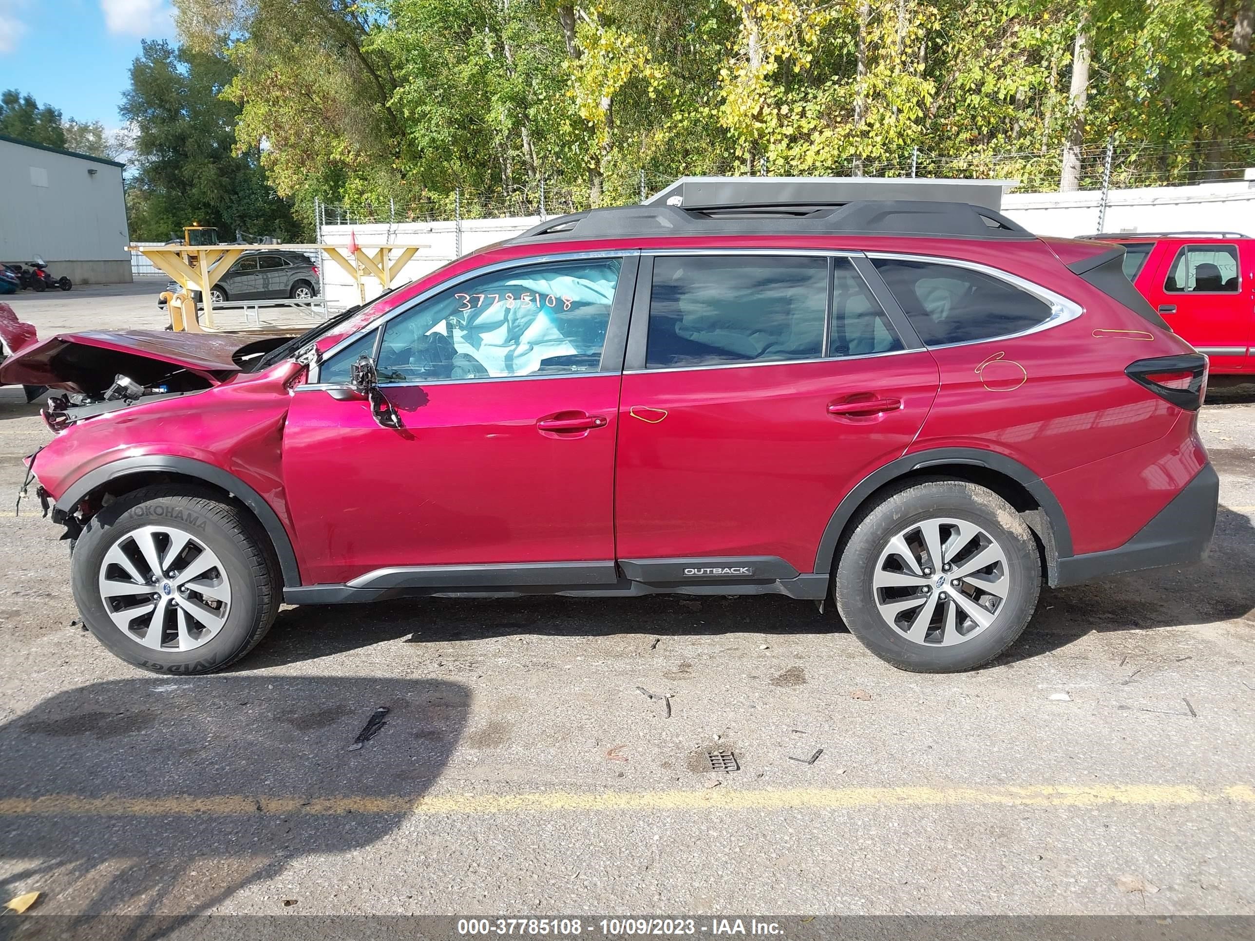 Photo 13 VIN: 4S4BTADC1M3150001 - SUBARU OUTBACK 