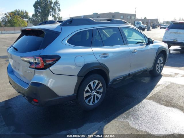 Photo 3 VIN: 4S4BTADC1P3213831 - SUBARU OUTBACK 