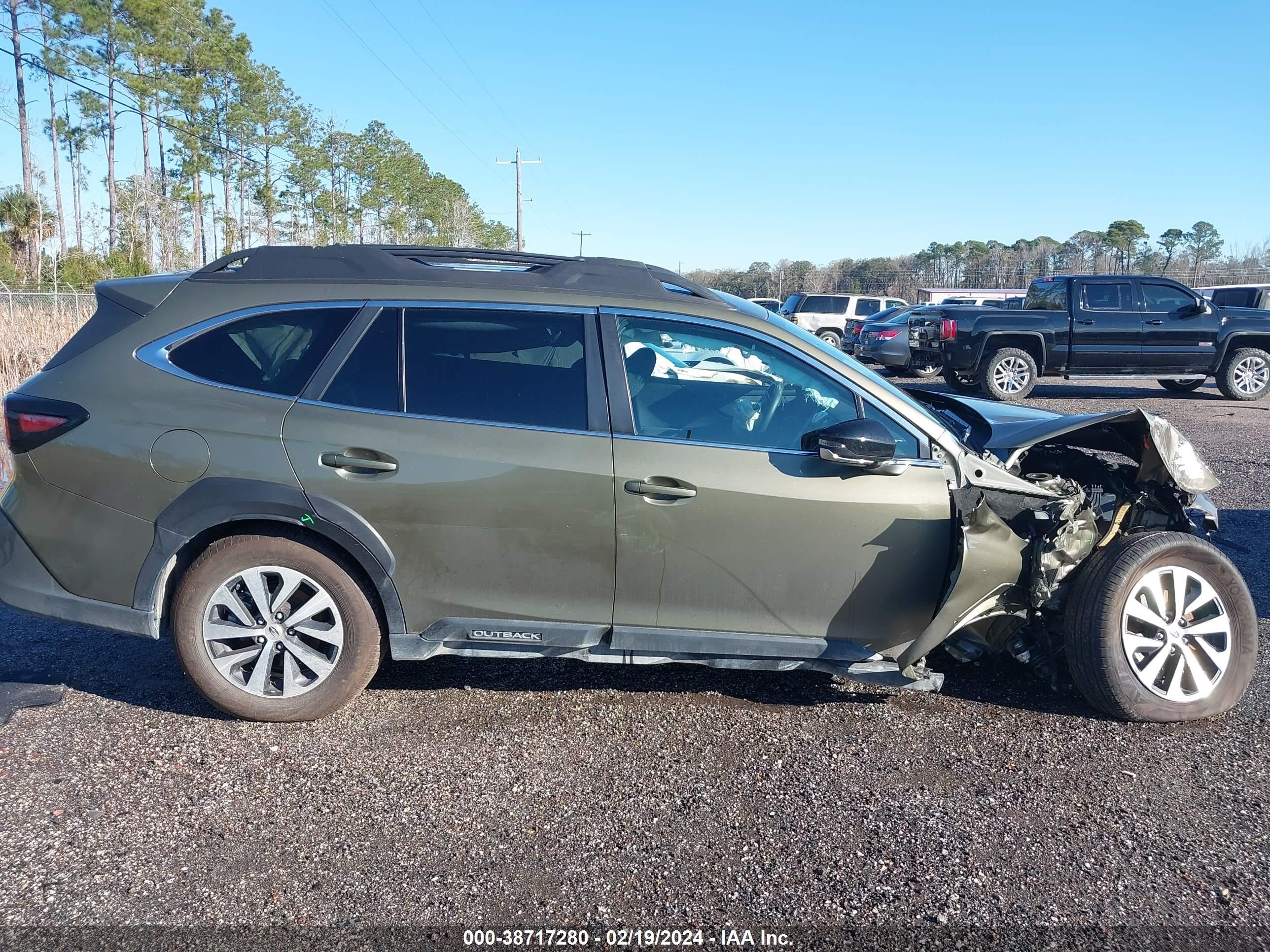 Photo 13 VIN: 4S4BTADC4R3129960 - SUBARU OUTBACK 