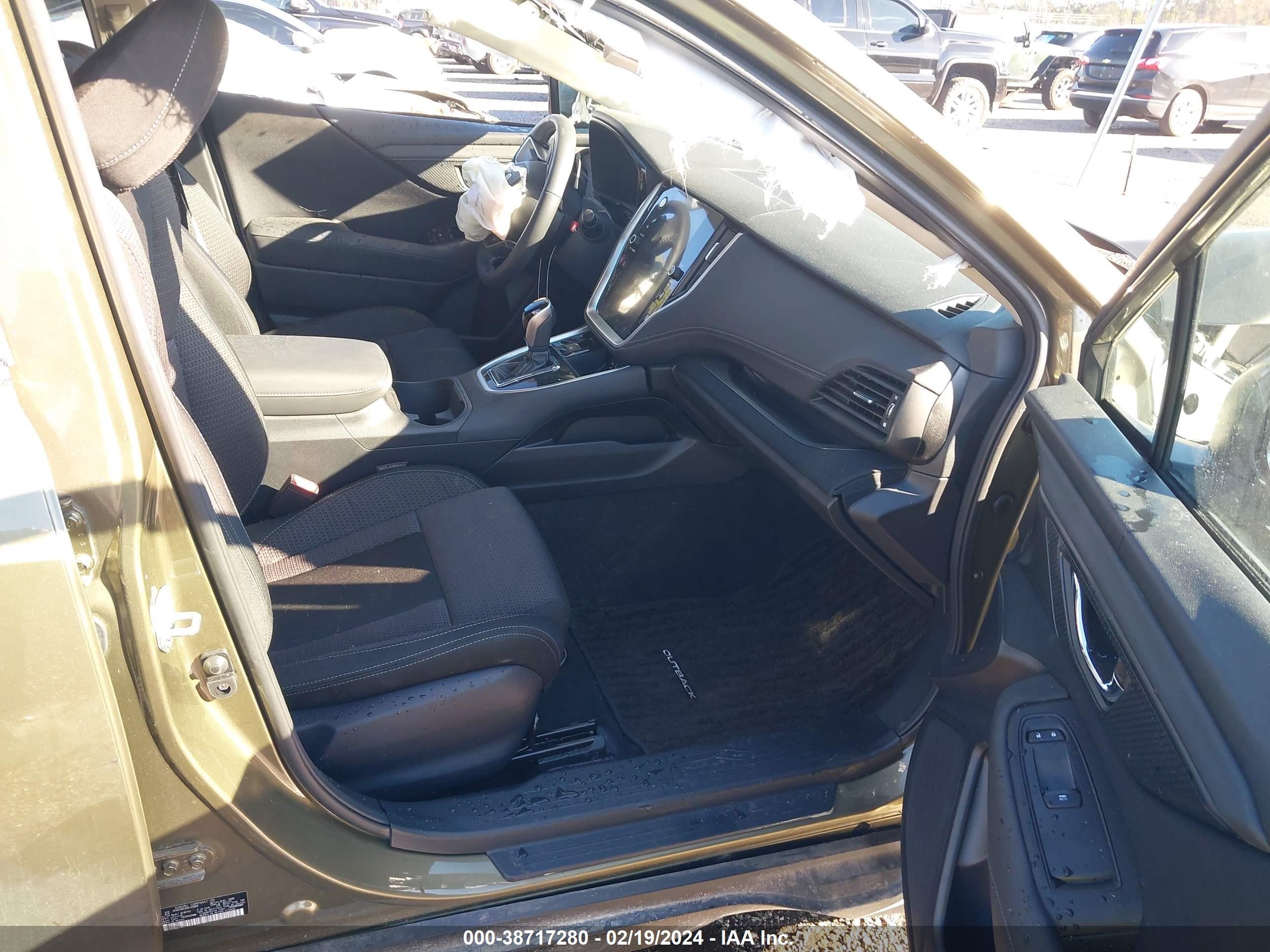 Photo 4 VIN: 4S4BTADC4R3129960 - SUBARU OUTBACK 