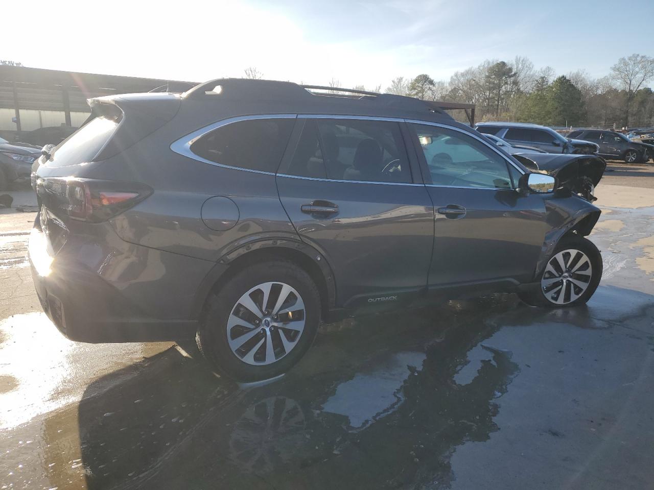 Photo 2 VIN: 4S4BTADC5N3232556 - SUBARU OUTBACK 