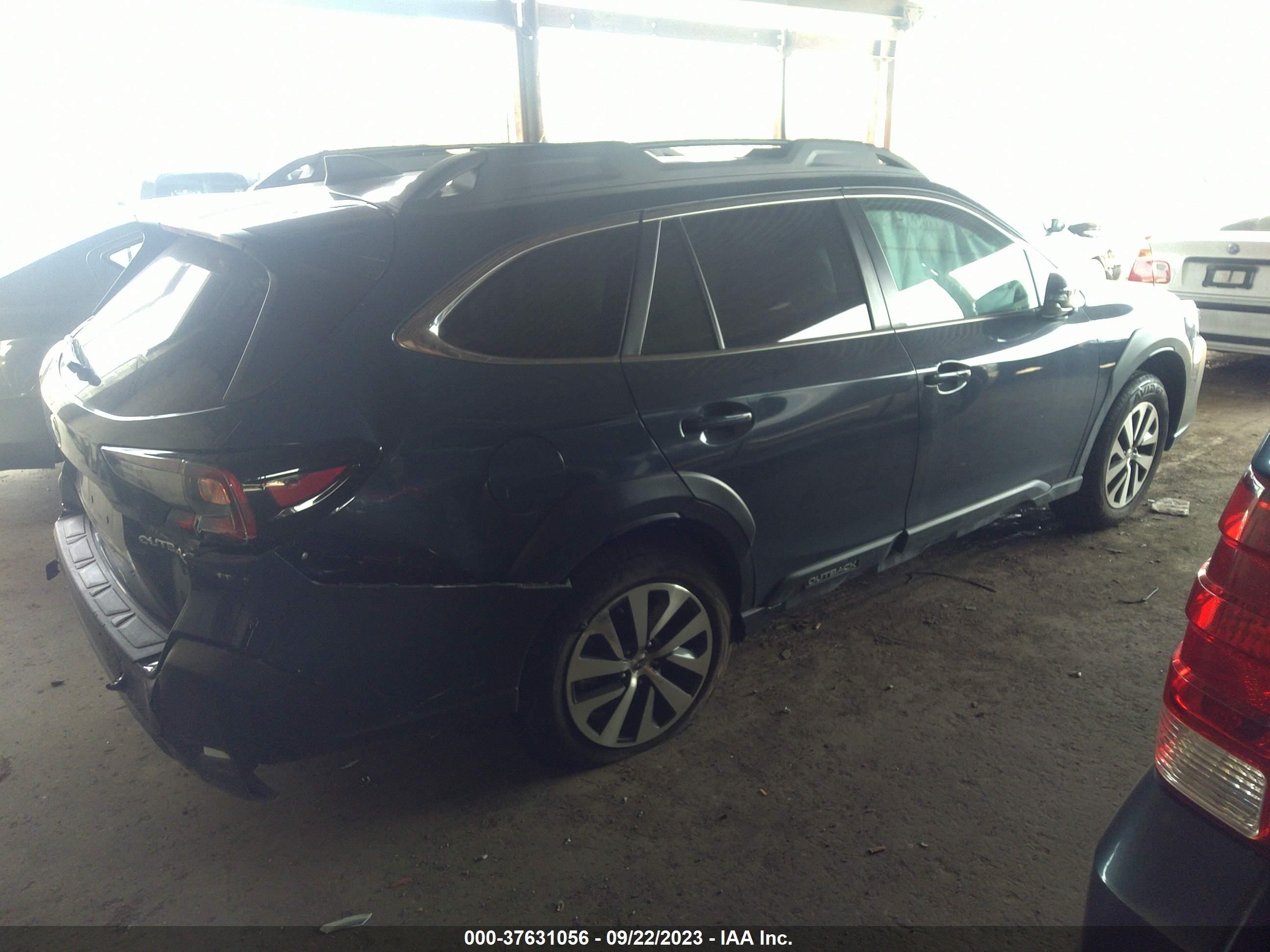 Photo 3 VIN: 4S4BTAFC6P3145720 - SUBARU OUTBACK 