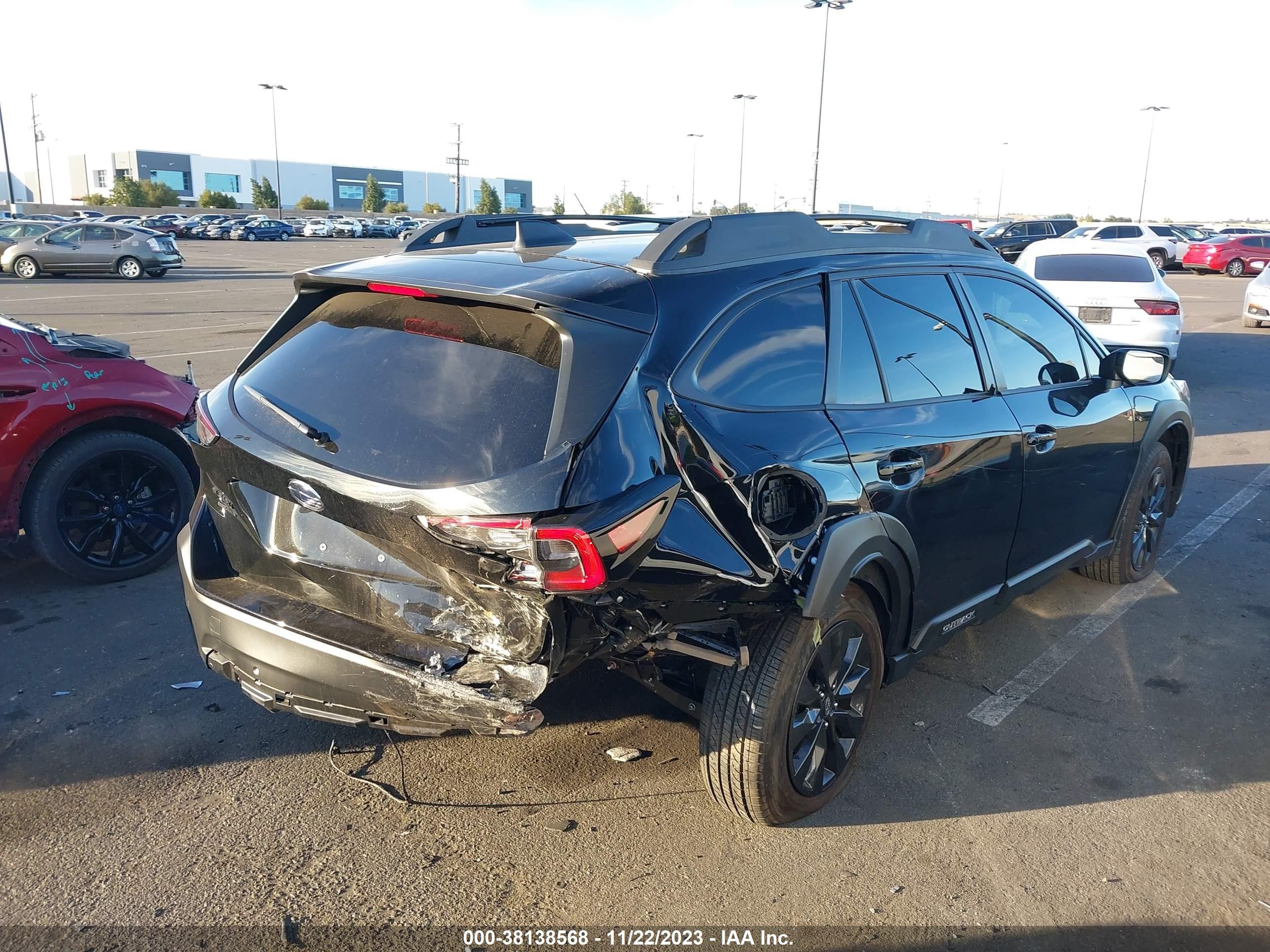 Photo 3 VIN: 4S4BTALC9R3130362 - SUBARU OUTBACK 