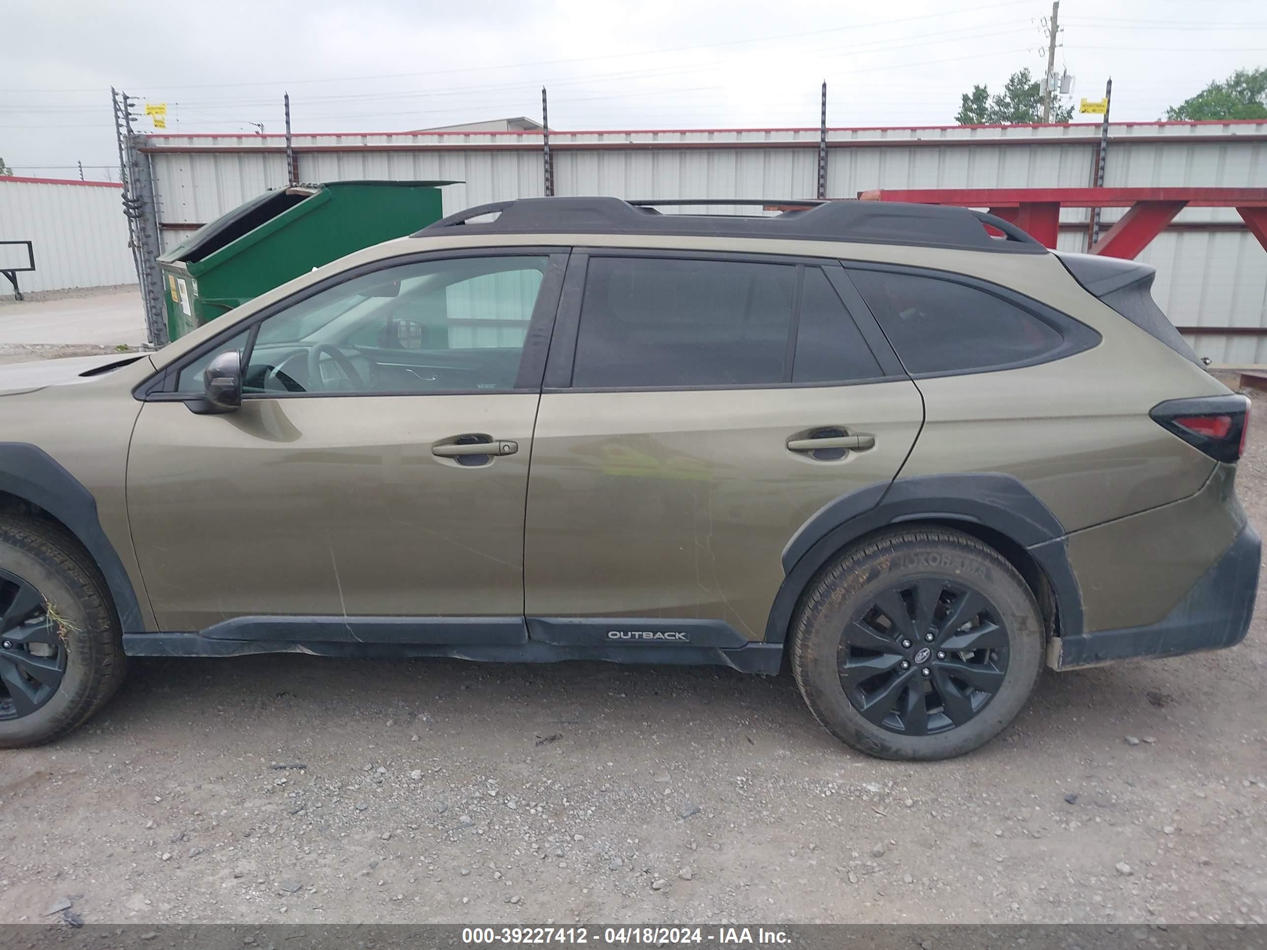 Photo 13 VIN: 4S4BTALCXR3134422 - SUBARU OUTBACK 