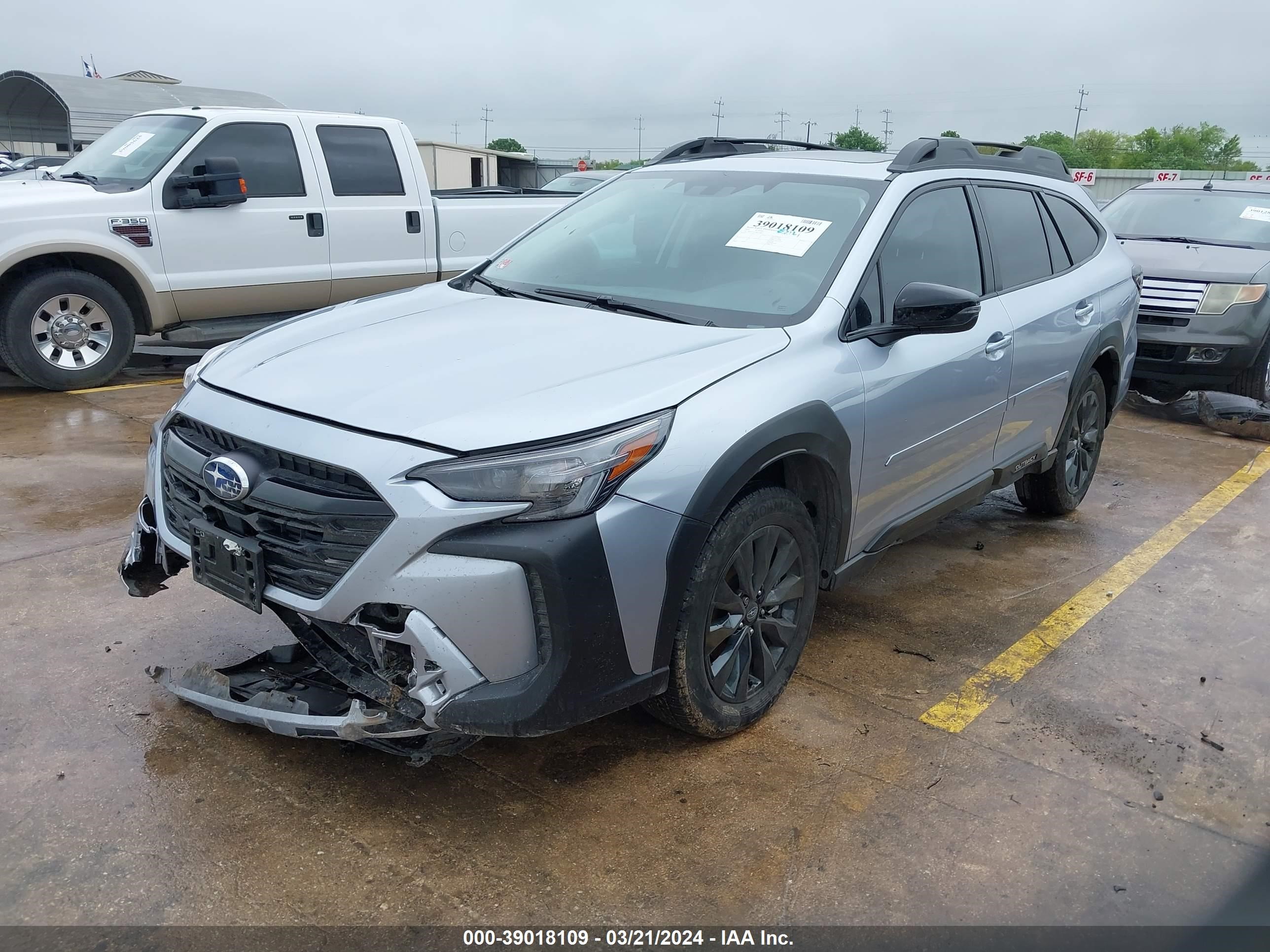 Photo 1 VIN: 4S4BTALCXR3156047 - SUBARU OUTBACK 