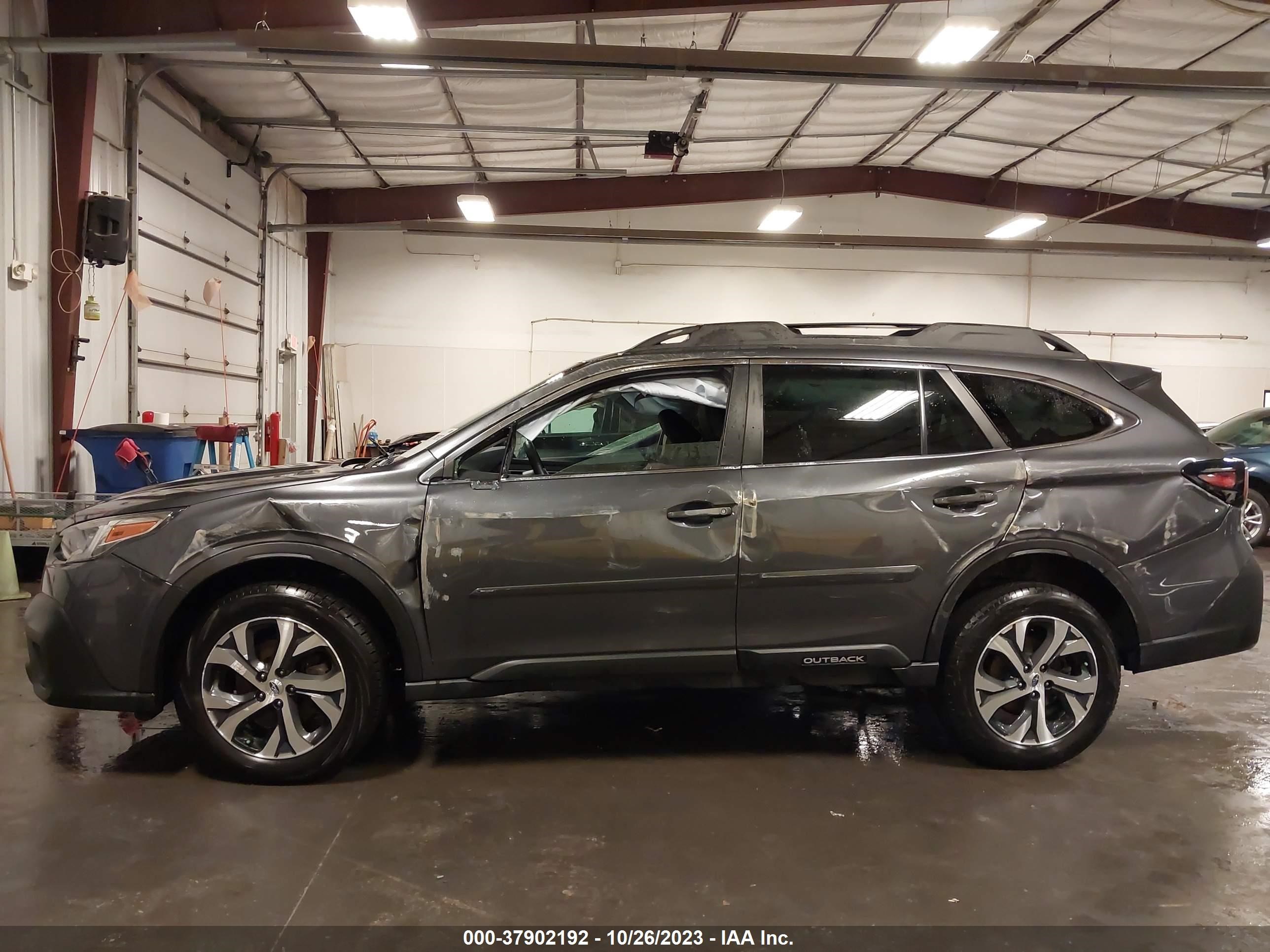 Photo 5 VIN: 4S4BTANC1N3273992 - SUBARU OUTBACK 