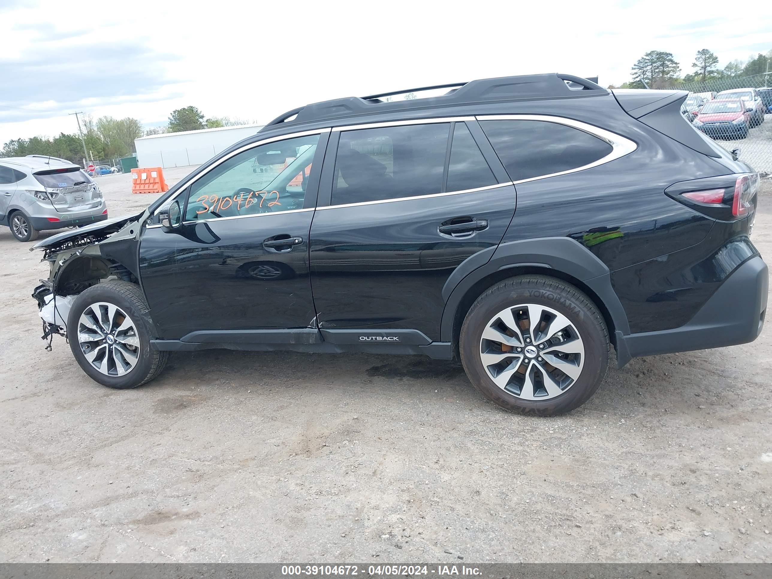 Photo 13 VIN: 4S4BTANC2R3140308 - SUBARU OUTBACK 