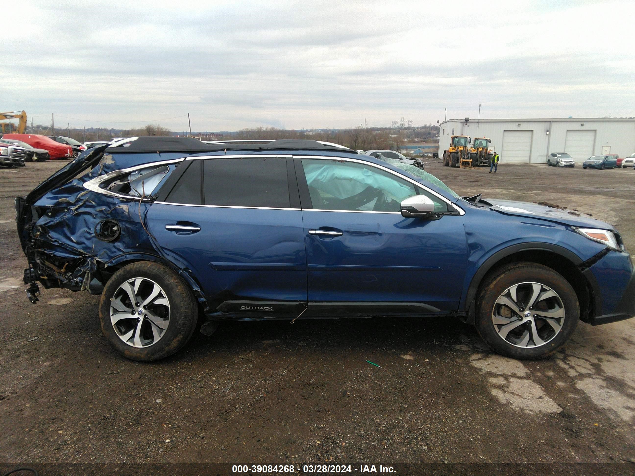 Photo 13 VIN: 4S4BTAPC5L3152067 - SUBARU OUTBACK 