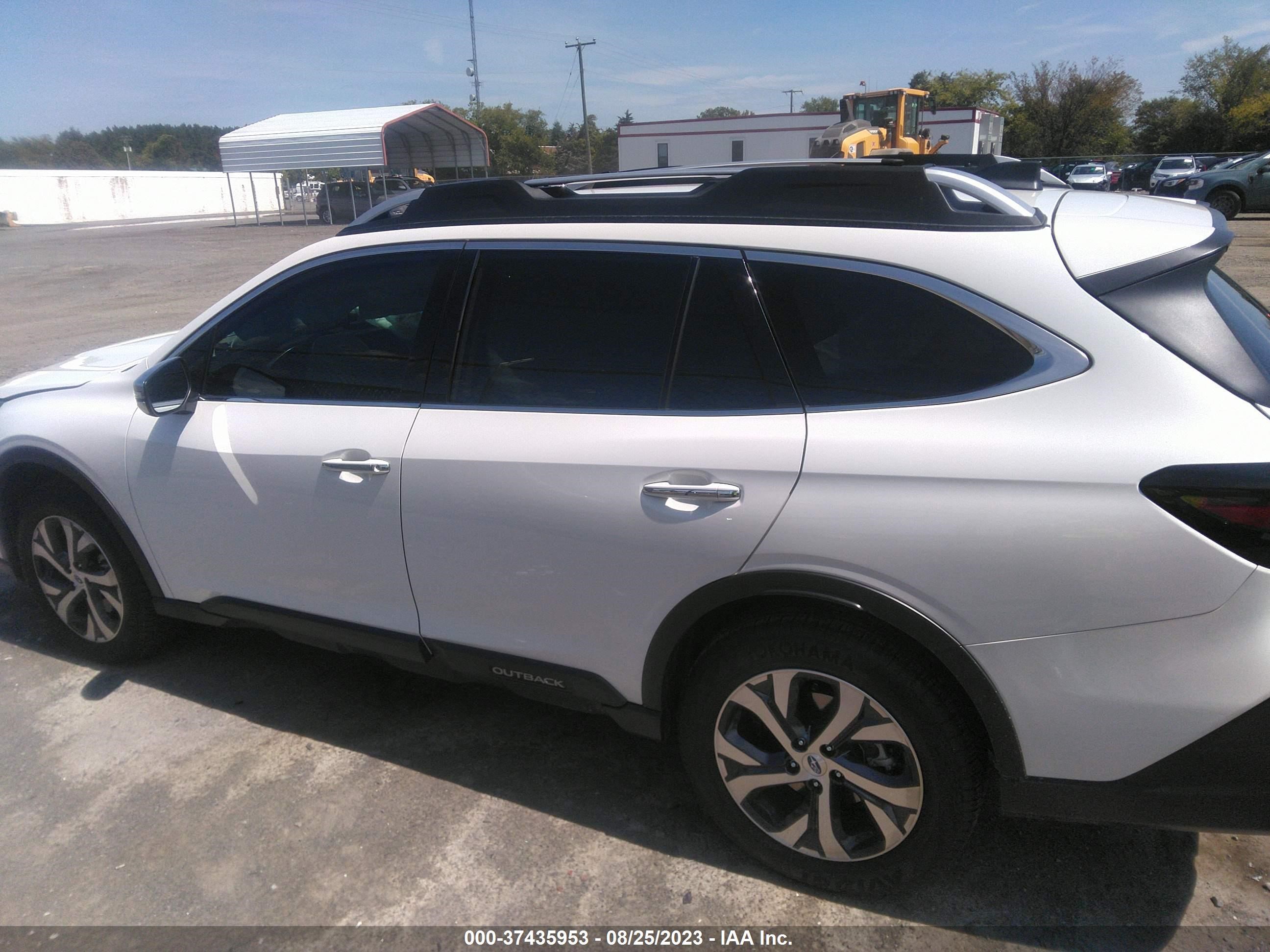 Photo 13 VIN: 4S4BTAPC7N3251721 - SUBARU OUTBACK 