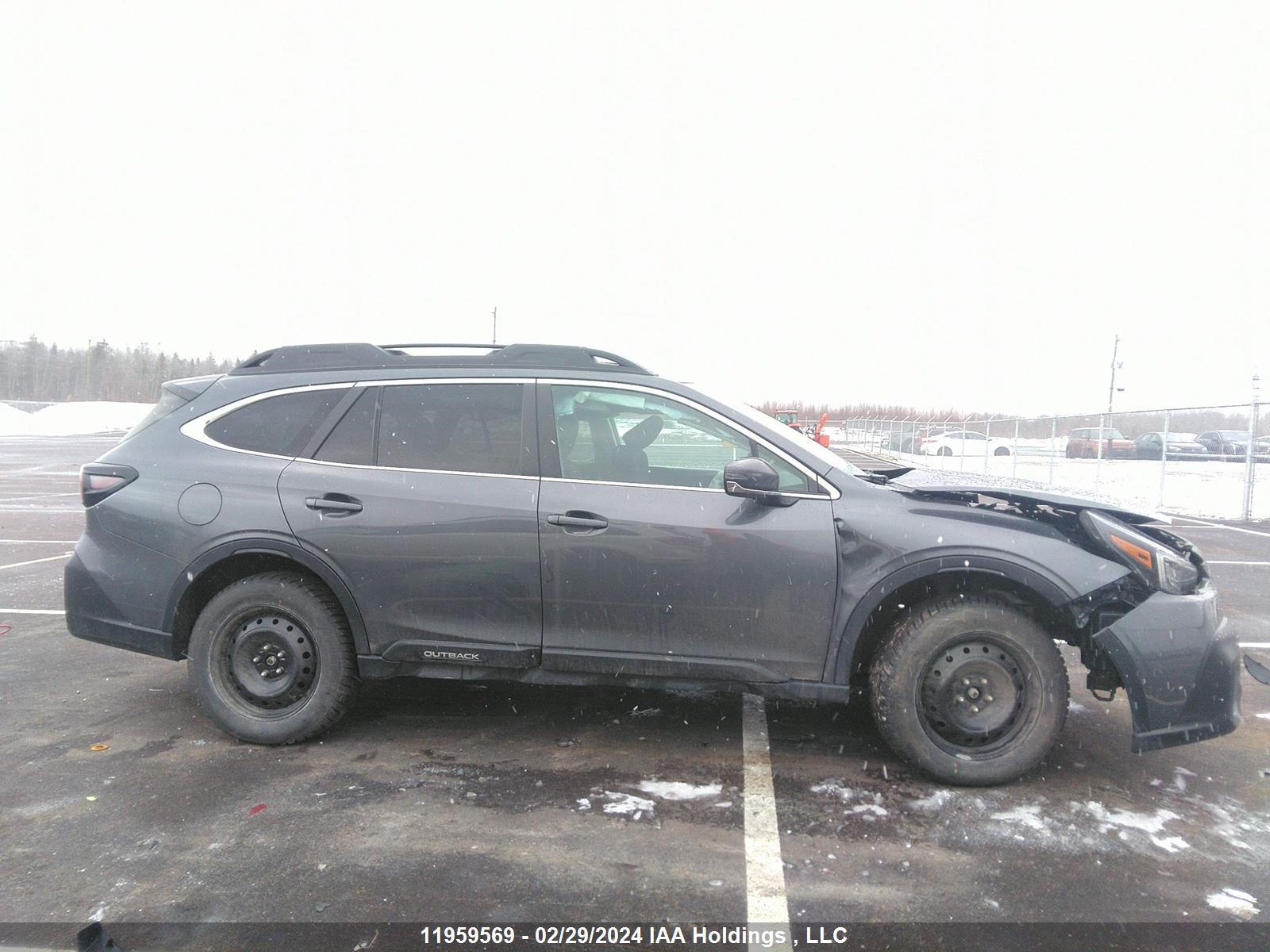 Photo 12 VIN: 4S4BTDEC3N3141110 - SUBARU OUTBACK 