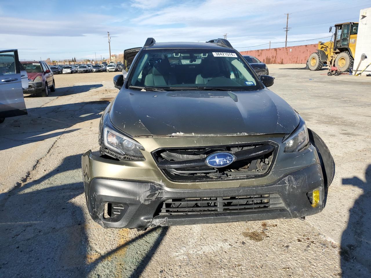 Photo 4 VIN: 4S4BTGLD5M3181698 - SUBARU OUTBACK 